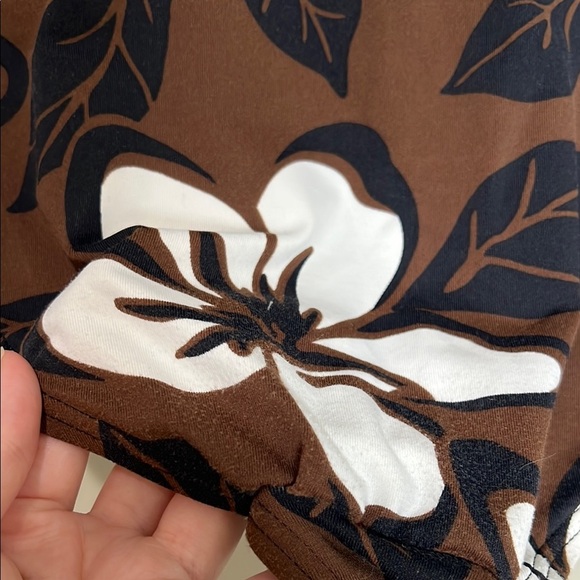 Tommy Bahama Floral Brown and White One-Piece Swimsuit Womens 6 - Picture 5 of 7